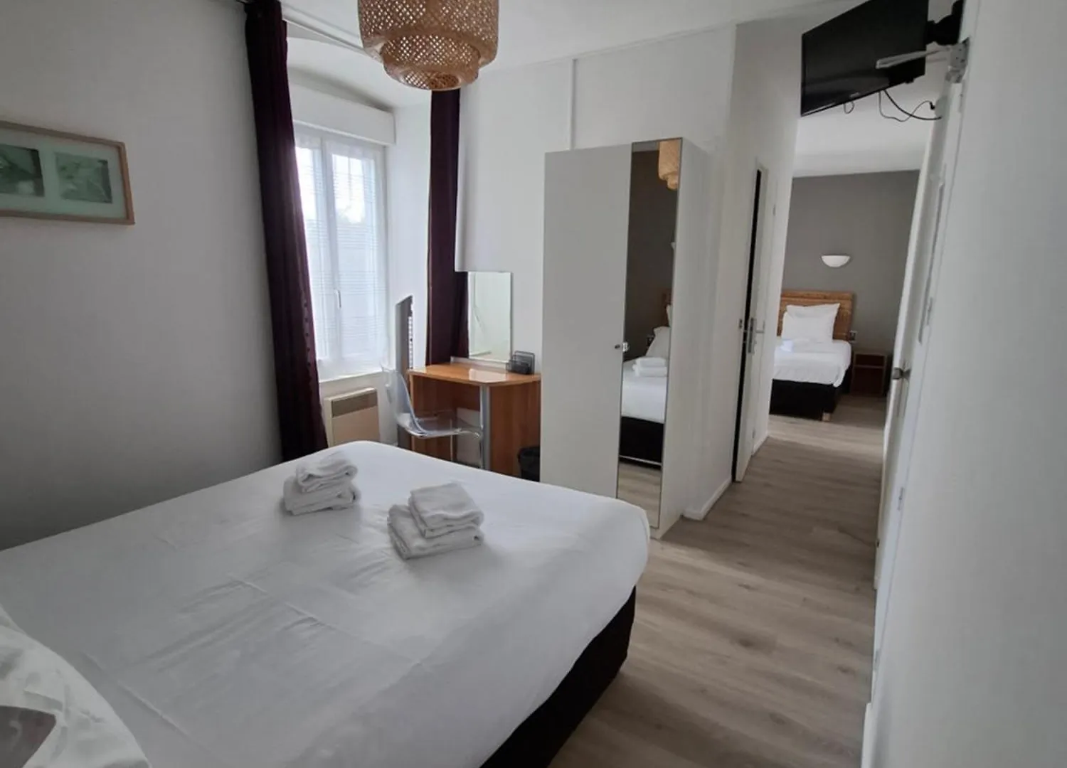 Hotel Du Chateau Alvignac 2*,  France