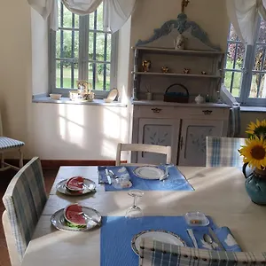  Bed & Breakfast Domaine De Marlas - D'hotes